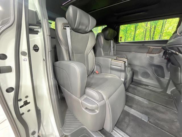 アルファードハイブリッド Z 禁煙車 衝突軽減装置 左右独立ムーンルーフ 後席モニター 純正14型ナビ 全周囲カメラ 両側電動スライド パドルシフト デジタルインナーミラー ブラインドスポットモニター AC100V ETC(9枚目)