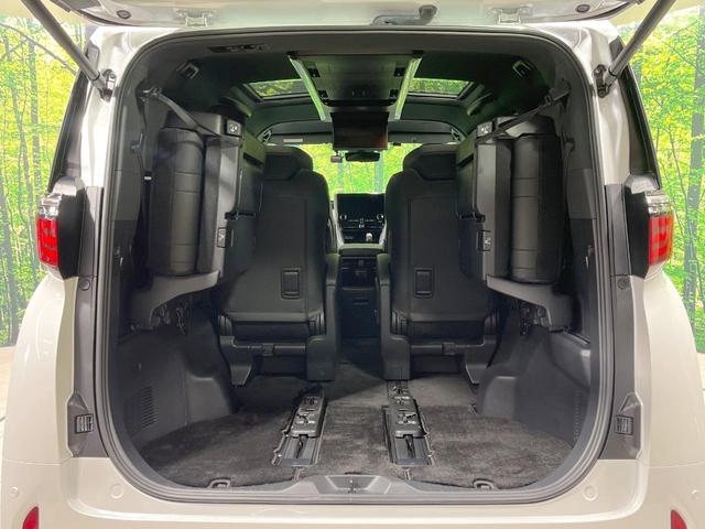 アルファードハイブリッド Z 禁煙車 衝突軽減装置 左右独立ムーンルーフ 後席モニター 純正14型ナビ 全周囲カメラ 両側電動スライド パドルシフト デジタルインナーミラー ブラインドスポットモニター AC100V ETC(11枚目)