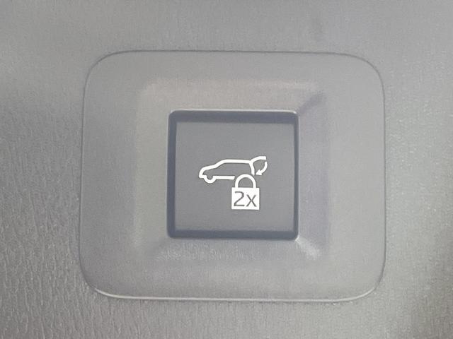 アルファードハイブリッド Z 禁煙車 衝突軽減装置 左右独立ムーンルーフ 後席モニター 純正14型ナビ 全周囲カメラ 両側電動スライド パドルシフト デジタルインナーミラー ブラインドスポットモニター AC100V ETC(41枚目)