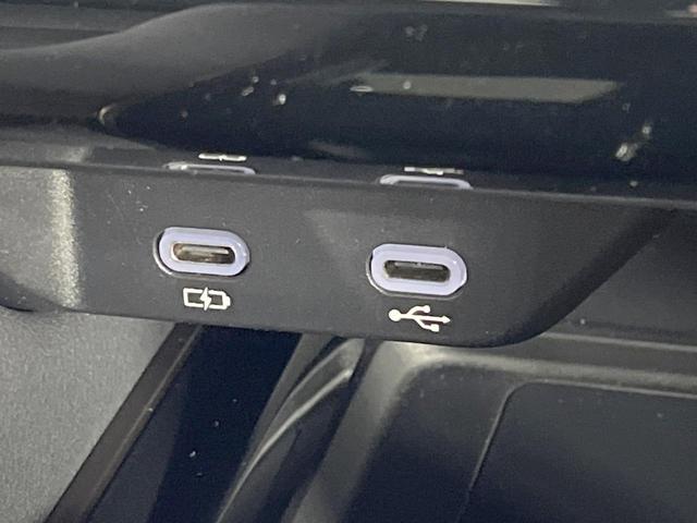 アルファードハイブリッド Z 禁煙車 衝突軽減装置 左右独立ムーンルーフ 後席モニター 純正14型ナビ 全周囲カメラ 両側電動スライド パドルシフト デジタルインナーミラー ブラインドスポットモニター AC100V ETC(42枚目)