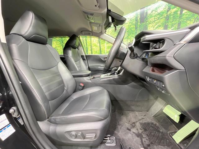 �y���烌�U�[�V�[�g�z����̂ӂ���肪�e�ՂŃ����e�i���X�����ȒP�ȁA�@�\���ɗD��鍇����v���̗p�����㎿�ȃV�[�g�ł��B����S�n���悭�A���������ӂ��S�n�ǂ��ԓ���Ԃ����o���Ă���܂��B