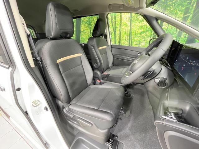 セレナ ハイウェイスターＶ　登録済未使用車　衝突軽減装置　純正１２．３型ナビ　全周囲カメラ　プロパイロット　両側電動スライド　ＬＥＤヘッド　ＥＴＣ　ブラインドスポットモニター　デジタルインナーミラー　スマートキー（8枚目）