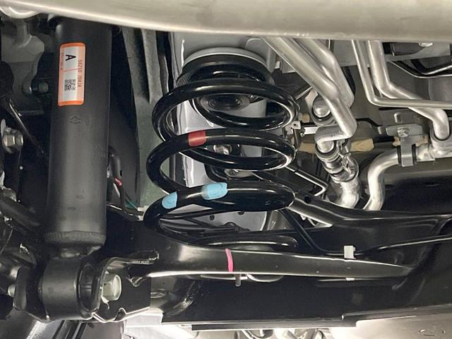 セレナ ハイウェイスターＶ　登録済未使用車　衝突軽減装置　純正１２．３型ナビ　全周囲カメラ　プロパイロット　両側電動スライド　ＬＥＤヘッド　ＥＴＣ　ブラインドスポットモニター　デジタルインナーミラー　スマートキー（23枚目）