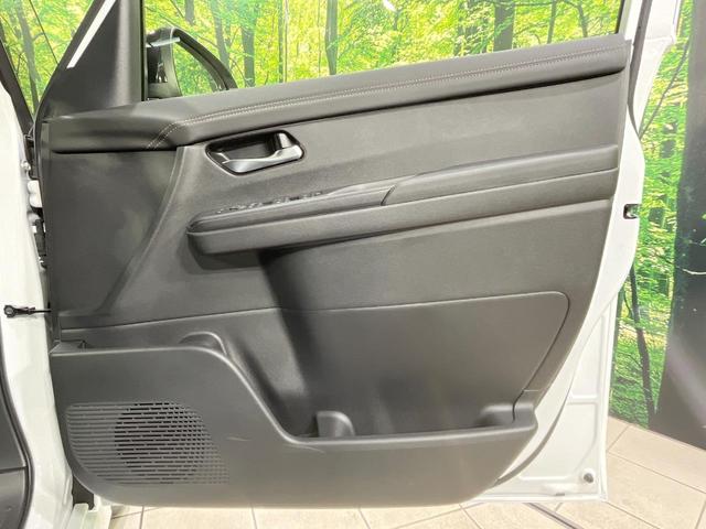 セレナ ハイウェイスターＶ　登録済未使用車　衝突軽減装置　純正１２．３型ナビ　全周囲カメラ　プロパイロット　両側電動スライド　ＬＥＤヘッド　ＥＴＣ　ブラインドスポットモニター　デジタルインナーミラー　スマートキー（60枚目）