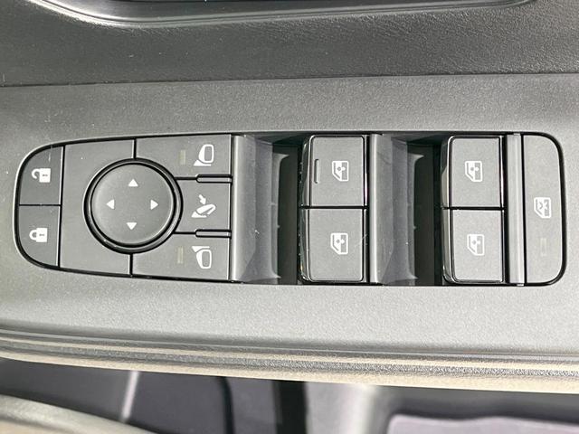 セレナ ハイウェイスターＶ　登録済未使用車　衝突軽減装置　純正１２．３型ナビ　全周囲カメラ　プロパイロット　両側電動スライド　ＬＥＤヘッド　ＥＴＣ　ブラインドスポットモニター　デジタルインナーミラー　スマートキー（61枚目）