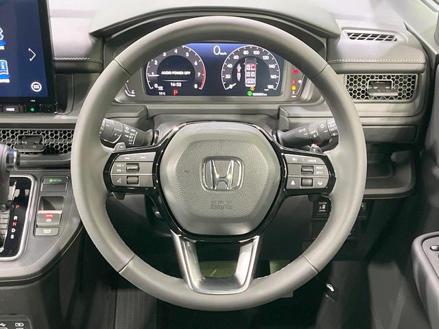 ステップワゴン スパーダ　登録済未使用車　４ＷＤ　衝突軽減装置　純正１１．４型ナビ　バックカメラ　レーダークルーズ　両側電動スライド　スマートキー　ブラインドスポットモニター　パワーバックドア　パドルシフト（12枚目）