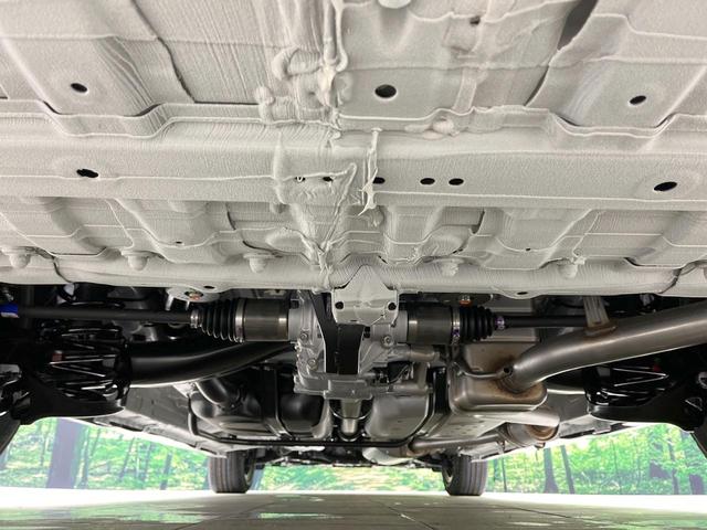 ステップワゴン スパーダ　登録済未使用車　４ＷＤ　衝突軽減装置　純正１１．４型ナビ　バックカメラ　レーダークルーズ　両側電動スライド　スマートキー　ブラインドスポットモニター　パワーバックドア　パドルシフト（19枚目）