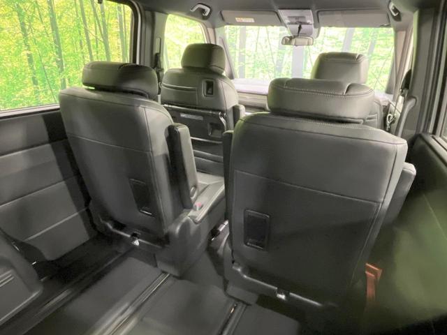 ステップワゴン スパーダ　登録済未使用車　４ＷＤ　衝突軽減装置　純正１１．４型ナビ　バックカメラ　レーダークルーズ　両側電動スライド　スマートキー　ブラインドスポットモニター　パワーバックドア　パドルシフト（49枚目）