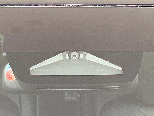 ヤリスクロス ハイブリッドＺ　禁煙車　衝突軽減装置　純正ディスプレイオーディオ　全周囲カメラ　レーダークルーズ　前席シートヒーター　パワーシート　ＬＥＤヘッド　ブラインドスポットモニター　スマートキー　ＥＴＣ　ドラレコ（5枚目）