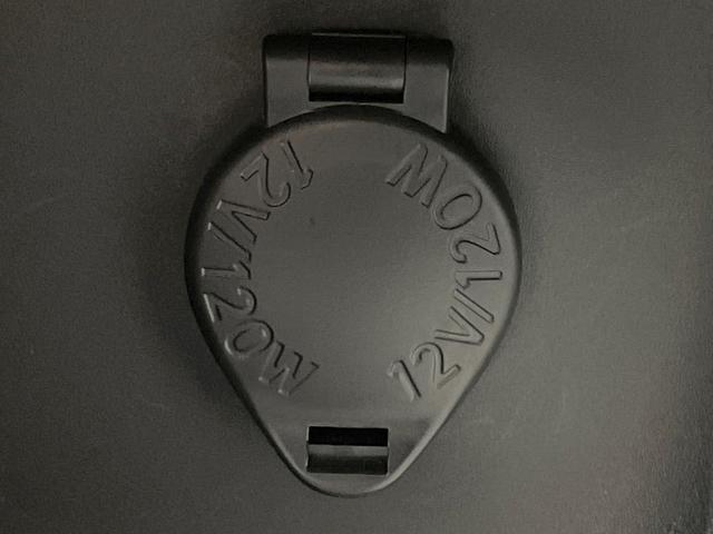 ヤリスクロス ハイブリッドＺ　禁煙車　衝突軽減装置　純正ディスプレイオーディオ　全周囲カメラ　レーダークルーズ　前席シートヒーター　パワーシート　ＬＥＤヘッド　ブラインドスポットモニター　スマートキー　ＥＴＣ　ドラレコ（65枚目）