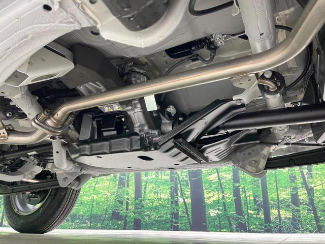 ジムニー ＸＣ　届出済未使用車　４ＷＤ　ＭＴ車　ターボ　衝突被害軽減システム　レーダークルーズ　コーナーセンサー　スマートキー　ＬＥＤヘッド　純正１６インチアルミ　オートハイビーム　オートライト　オートエアコン（21枚目）