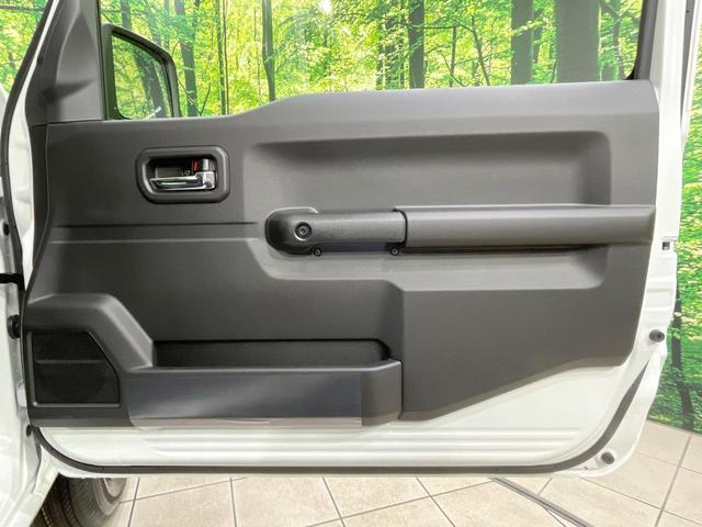 ジムニー ＸＣ　届出済未使用車　４ＷＤ　ＭＴ車　ターボ　衝突被害軽減システム　レーダークルーズ　コーナーセンサー　スマートキー　ＬＥＤヘッド　純正１６インチアルミ　オートハイビーム　オートライト　オートエアコン（42枚目）