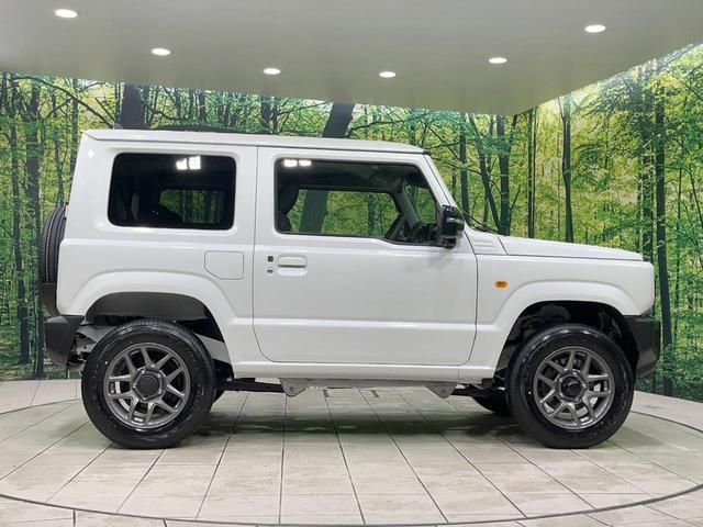 ジムニー ＸＣ　届出済未使用車　４ＷＤ　ＭＴ車　ターボ　衝突被害軽減システム　レーダークルーズ　コーナーセンサー　スマートキー　ＬＥＤヘッド　純正１６インチアルミ　オートハイビーム　オートライト　オートエアコン（46枚目）