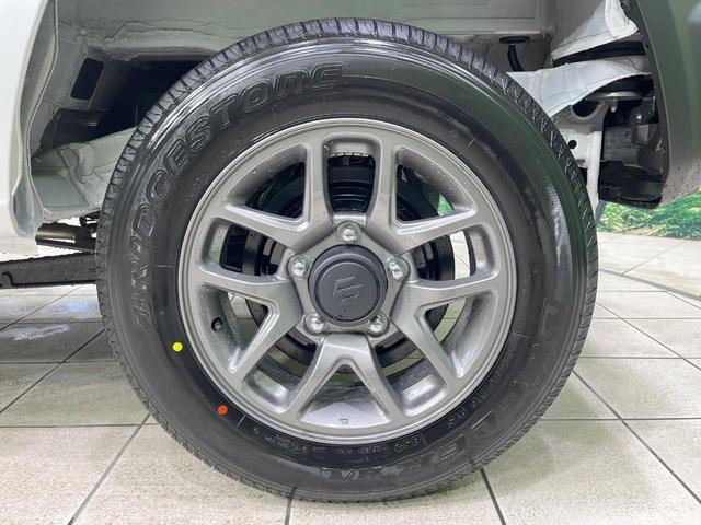 ジムニー ＸＣ　届出済未使用車　４ＷＤ　ＭＴ車　ターボ　衝突被害軽減システム　レーダークルーズ　コーナーセンサー　スマートキー　ＬＥＤヘッド　純正１６インチアルミ　オートハイビーム　オートライト　オートエアコン（48枚目）