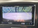 Ｔ　禁煙車　カロッツェリアナビ　バックカメラ　ドラレコ　Ｂｌｕｅｔｏｏｔｈ　ＥＴＣ　ＨＩＤヘッド　スマートキー　フォグライト　プライバシーガラス　ＣＤ／ＤＶＤ　オートライト　オートエアコン　電動格納ミラー(4枚目)