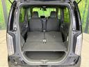 後席を格納すると、これだけの広さが！シーンに合わせたシートアレンジで、大きな荷物も積むことが出来ます♪