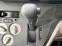 Ｍ　ｅ－アシスト　禁煙車　衝突軽減装置　ＣＤ　アイドリングストップ　　電動格納ミラー　盗難防止装置　プライバシーガラス　　横滑り防止装置　　衝突安全ボディ　トラクションコントロール（24枚目）