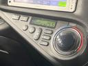 アクア Ｇ　禁煙車　純正ナビ　バックカメラ　ＥＴＣ　オートエアコン　オートライト　スマートキー　前席シートヒーター　Ｂｌｕｅｔｏｏｔｈ再生　ＣＤ再生　衝突安全ボディ　盗難防止装置　プライバシーガラス（6枚目）