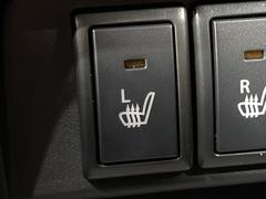 【シートヒーター】寒い日に重宝するシートヒーター！エアコンより早く温まってくれるので寒がりの人も安心ですね♪エアコンの温風は乾燥するから苦手、という方にもをおすすめです。 6