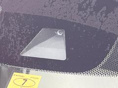 【ホンダセンシング】走行中に前方の車両等を認識し、衝突しそうな時は警報とブレーキで衝突回避と被害軽減をアシスト。より安全にドライブをお楽しみいただけます。 6