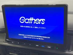 �ڽ��������������ʥӡۿ͵��ν����ʥӤ������������ǥ�����ǽ�⽼�¤��Ƥ��ꡢ�£�������������³����Ф������Υ��ޥۤ�ͣУ��ץ쥤�䡼�β��ڤ������ǽ�������α�ž������˳ڤ����ʤ�ޤ����� 3