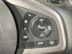 �ڥ����ץƥ��֥��롼������ȥ�����۹�®ƻϩ�Ǥ�Ĺ��Υ���Ԥ��ڤˡ�����ư��®�٤��ݤĥ��롼������ȥ����뤬�����ͷڸ������ƥ��Ϣ�Ȥ��������μ�ξ���Τ��Ƽִ֤��ݤĤ褦��®��Ĵ�ᤷ�Ƥ���ޤ����� 6