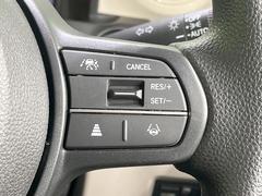 �ڥ����ץƥ��֥��롼������ȥ�����۹�®ƻϩ�Ǥ�Ĺ��Υ���Ԥ��ڤˡ�����ư��®�٤��ݤĥ��롼������ȥ����뤬�����ͷڸ������ƥ��Ϣ�Ȥ��������μ�ξ���Τ��Ƽִ֤��ݤĤ褦��®��Ĵ�ᤷ�Ƥ���ޤ����� 6