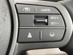 �ڥ����ץƥ��֥��롼������ȥ�����۹�®ƻϩ�Ǥ�Ĺ��Υ���Ԥ��ڤˡ�����ư��®�٤��ݤĥ��롼������ȥ����뤬�����ͷڸ������ƥ��Ϣ�Ȥ��������μ�ξ���Τ��Ƽִ֤��ݤĤ褦��®��Ĵ�ᤷ�Ƥ���ޤ����� 4