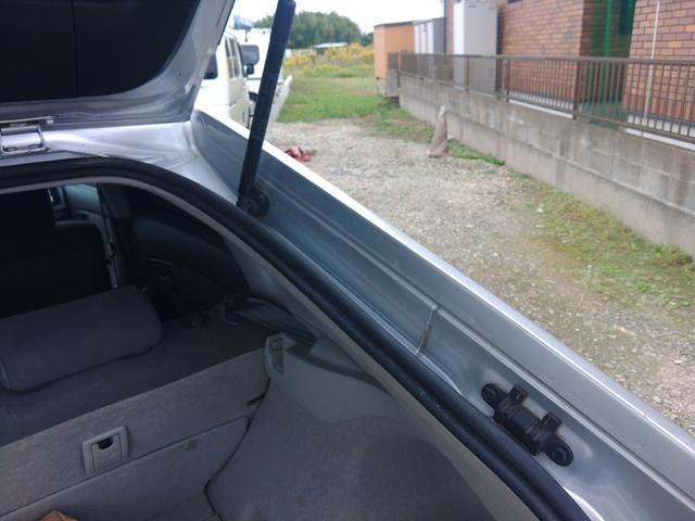 プリウス Ｓ　ＥＴＣ　バックカメラ　ナビ　ＴＶ　アルミホイール　ＬＥＤヘッドランプ　ＣＶＴ　スマートキー　電動格納ミラー　盗難防止システム　ＣＤ　ＵＳＢ　ミュージックプレイヤー接続可　Ｂｌｕｅｔｏｏｔｈ（39枚目）