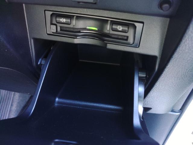 ヴェルファイア 2.5X 4WD ETC バックカメラ ナビ TV クリアランスソナー 両側スライド・片側電動 オートライト LEDヘッドランプ スマートキー アイドリングストップ 電動格納ミラー 後席モニター 3列シート(8枚目)