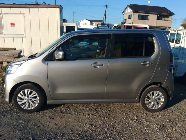 ワゴンＲスティングレー Ｘ　ドライブレコーダー　衝突被害軽減システム　オートライト　ＨＩＤ　スマートキー　アイドリングストップ　シートヒーター　ベンチシート　ＣＶＴ　盗難防止システム　ＡＢＳ　ＥＳＣ　ＣＤ　ＵＳＢ　アルミホイール（14枚目）