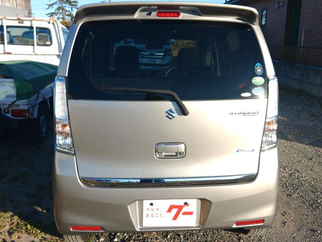 ワゴンＲスティングレー Ｘ　ドライブレコーダー　衝突被害軽減システム　オートライト　ＨＩＤ　スマートキー　アイドリングストップ　シートヒーター　ベンチシート　ＣＶＴ　盗難防止システム　ＡＢＳ　ＥＳＣ　ＣＤ　ＵＳＢ　アルミホイール（17枚目）