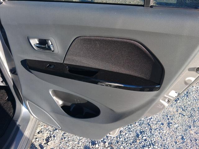 ワゴンＲスティングレー Ｘ　ドライブレコーダー　衝突被害軽減システム　オートライト　ＨＩＤ　スマートキー　アイドリングストップ　シートヒーター　ベンチシート　ＣＶＴ　盗難防止システム　ＡＢＳ　ＥＳＣ　ＣＤ　ＵＳＢ　アルミホイール（31枚目）