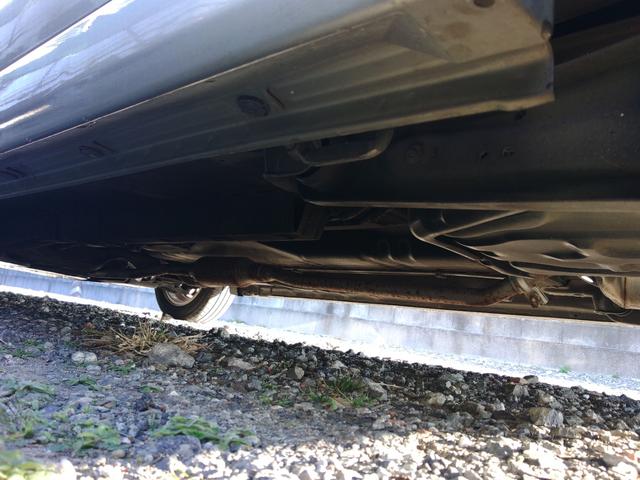 ワゴンＲスティングレー Ｘ　ドライブレコーダー　衝突被害軽減システム　オートライト　ＨＩＤ　スマートキー　アイドリングストップ　シートヒーター　ベンチシート　ＣＶＴ　盗難防止システム　ＡＢＳ　ＥＳＣ　ＣＤ　ＵＳＢ　アルミホイール（40枚目）