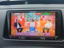 プリウス Ｓ　ＥＴＣ　バックカメラ　ナビ　ＴＶ　アルミホイール　ＬＥＤヘッドランプ　ＣＶＴ　スマートキー　電動格納ミラー　盗難防止システム　ＣＤ　ＵＳＢ　ミュージックプレイヤー接続可　Ｂｌｕｅｔｏｏｔｈ（4枚目）