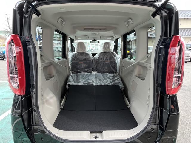 X 届出済未使用車 衝突被害軽減ブレーキ 前後クリアランスソナー 左側電動スライドドア アラウンドビューモニター オートエアコン シーリングファン シートバックテーブル 後席USB充電 オートライト(76枚目)