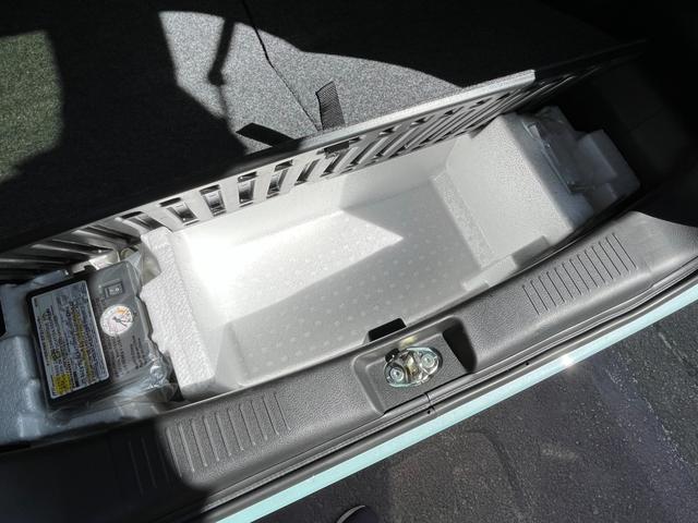 ハイブリッドX ちょい乗り車 衝突被害軽減ブレーキ 後方クリアランスソナー 両側電動スリドドア LEDオートライト フォグランプ 運転席シートヒーター USB充電 プッシュスタート オートエアコン 白ホイールキャップ(68枚目)