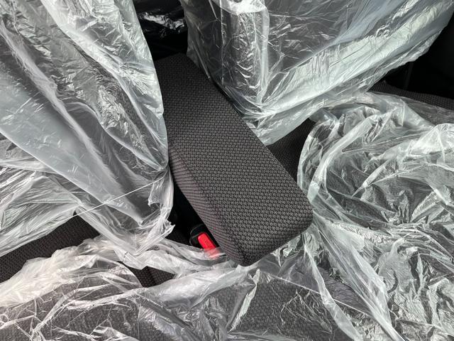 ハイブリッドS 届出済未使用車 衝突被害軽減ブレーキ 両側電動スライドドア 純正9インチフルセグナビ・Bluetooth対応 全方位カメラ 後方クリアランスソナー 運転席シートヒーター オートライト ナビ連動USB(60枚目)