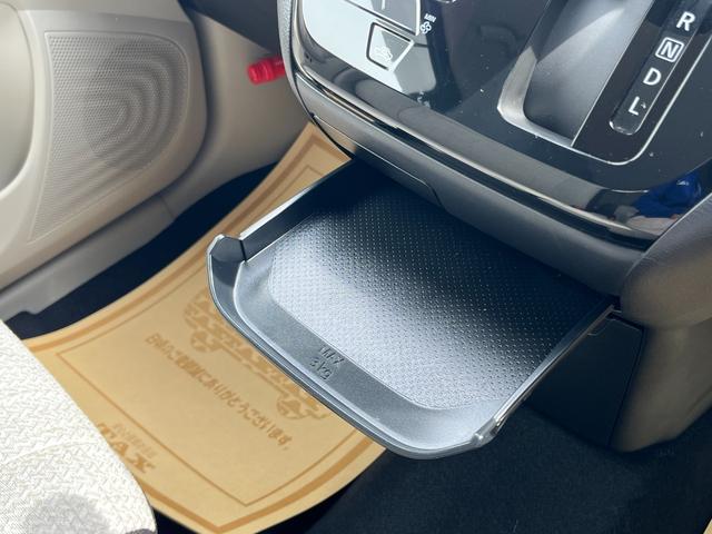 デイズ Ｘ　／衝突被害軽減ブレーキ／前後クリアランスソナー／ワンセグＴＶナビ／Ｂｌｕｅｔｏｏｔｈ／ＣＤ／バックカメラ／ＥＴＣ／プッシュスタート／タッチパネルオートエアコン／ＵＳＢ充電（43枚目）