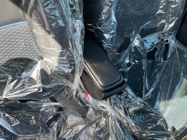 タント カスタムＸ　純正９インチディスプレイオーディオ　／届出済未使用車／衝突被害軽減ブレーキ／前後クリアランスソナー／両側電動スライド／フルセグＴＶ／Ｂｌｕｅｔｏｏｔｈ／ＨＤＭＩ／スマホ連携／バックカメラ／全面スーパーＵＶ＆ＩＲカットガラス／シートヒータ（59枚目）
