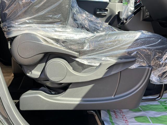 タント カスタムＸ　純正９インチディスプレイオーディオ　／届出済未使用車／衝突被害軽減ブレーキ／前後クリアランスソナー／両側電動スライド／フルセグＴＶ／Ｂｌｕｅｔｏｏｔｈ／ＨＤＭＩ／スマホ連携／バックカメラ／全面スーパーＵＶ＆ＩＲカットガラス／シートヒータ（61枚目）