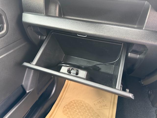 ジムニー ＸＬ　５ＭＴ　切替４ＷＤ　／衝突被害軽減ブレーキ／ディスプレイオーディオ／ラジオ／ＣＤ／ＤＶＤ／Ｂｌｕｅｔｏｏｔｈ／ＵＳＢ／ＡｐｐｌｅＣａｒＰｌａｙ／ＡｎｄｒｏｉｄＡｕｔｏ／社外ＬＥＤヘッドライト／運転席助手席シートヒーター（29枚目）