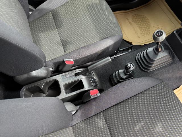ジムニー ＸＬ　５ＭＴ　切替４ＷＤ　／衝突被害軽減ブレーキ／ディスプレイオーディオ／ラジオ／ＣＤ／ＤＶＤ／Ｂｌｕｅｔｏｏｔｈ／ＵＳＢ／ＡｐｐｌｅＣａｒＰｌａｙ／ＡｎｄｒｏｉｄＡｕｔｏ／社外ＬＥＤヘッドライト／運転席助手席シートヒーター（37枚目）