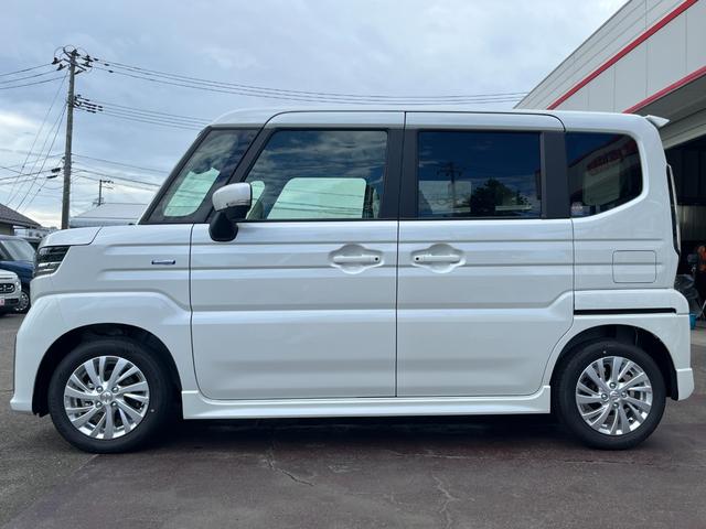 スペーシアカスタム ハイブリッドGS 純正9インチ全方位モニター付ナビ 届出済未使用車/衝突被害軽減ブレーキ/前後クリアランスソナー/左側電動スライド/フルセグTV/Bluetooth/スマホ連携/全方位カメラ/アダプティブクルーズ/全面UVカットガラス/サイドエアバッグ(24枚目)