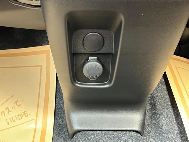 スペーシアカスタム ハイブリッドGS 純正9インチ全方位モニター付ナビ 届出済未使用車/衝突被害軽減ブレーキ/前後クリアランスソナー/左側電動スライド/フルセグTV/Bluetooth/スマホ連携/全方位カメラ/アダプティブクルーズ/全面UVカットガラス/サイドエアバッグ(48枚目)