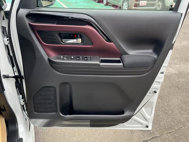 スペーシアカスタム ハイブリッドGS 純正9インチ全方位モニター付ナビ 届出済未使用車/衝突被害軽減ブレーキ/前後クリアランスソナー/左側電動スライド/フルセグTV/Bluetooth/スマホ連携/全方位カメラ/アダプティブクルーズ/全面UVカットガラス/サイドエアバッグ(65枚目)