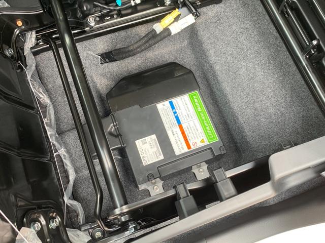 ハスラー ハイブリッドG /届出済未使用車/衝突被害軽減ブレーキ/後方クリアランスソナー/プッシュスタート/オートエアコン/LEDオートライト/アダプティブクルーズ/運転席助手席シートヒーター/全面UVカット機能付ガラス(74枚目)