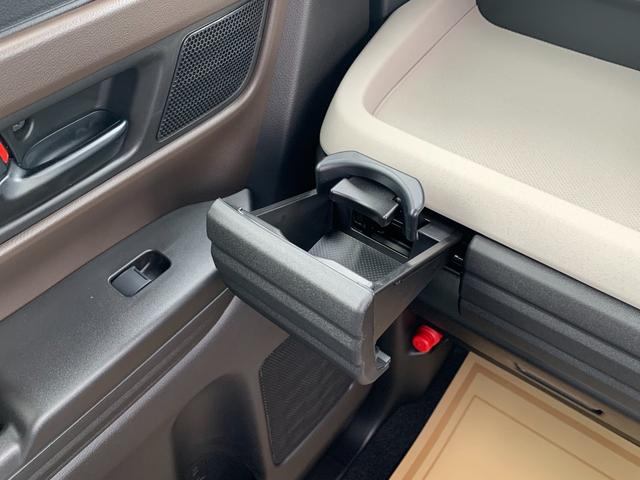 スペーシア ハイブリッドＧ　／届出済未使用車／衝突被害軽減ブレーキ／前後クリアランスソナー／両側スライドドア／ＬＥＤオートライト／プッシュスタート／オートエアコン／ステリモ／全面ＵＶカットガラス／ＩＲカットフロントガラス（31枚目）