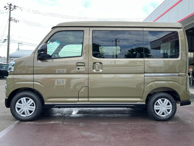 アトレー ＲＳ　切替４ＷＤ　純正９インチディスプレイオーディオ　／届出済未使用車／衝突被害軽減ブレーキ／前後クリアランスソナー／両側オートスライド／フルセグＴＶ／Ｂｌｕｅｔｏｏｔｈ／ＨＤＭＩ／スマホ連携／バックカメラ／アダプティブクルーズ／オーバヘッドシェルフ（24枚目）