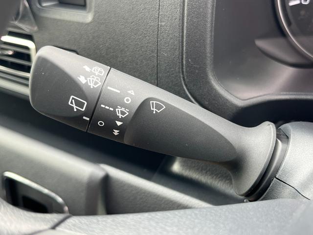 アトレー ＲＳ　切替４ＷＤ　純正９インチディスプレイオーディオ　／届出済未使用車／衝突被害軽減ブレーキ／前後クリアランスソナー／両側オートスライド／フルセグＴＶ／Ｂｌｕｅｔｏｏｔｈ／ＨＤＭＩ／スマホ連携／バックカメラ／アダプティブクルーズ／オーバヘッドシェルフ（47枚目）